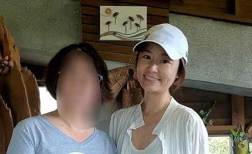 大瓜爆料小眼睛夫妇视频,甜蜜互动引网友热议 第1张 大瓜爆料小眼睛夫妇视频,甜蜜互动引网友热议 第1张